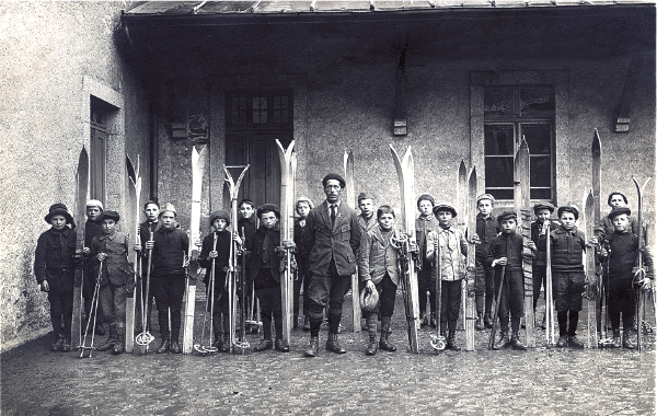 Couttet Champion and his pupils in front of Montroc school in Chamonix